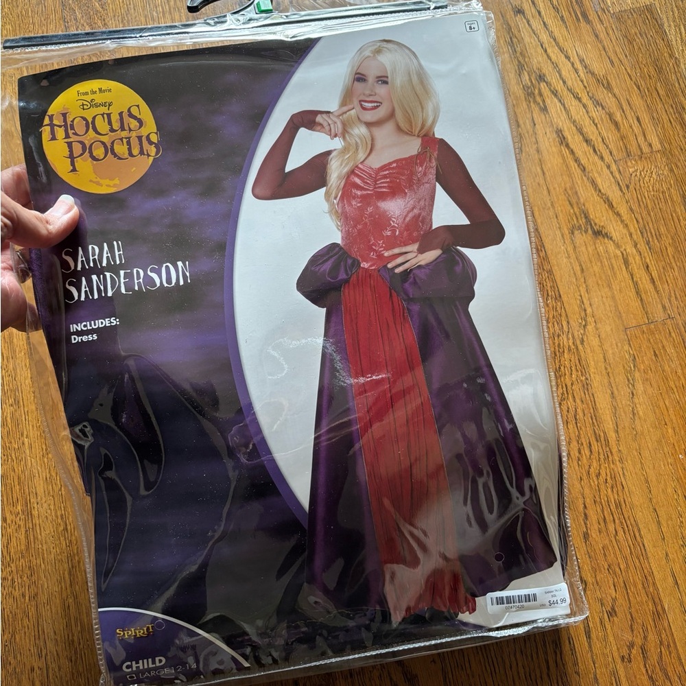 Girls Sarah Sanderson Costume from Hocus Pocus